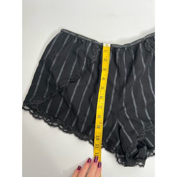 Victoria’s Secret Black Love Sleep Shorts Striped Women’s Size Medium - Picture 6 of 7